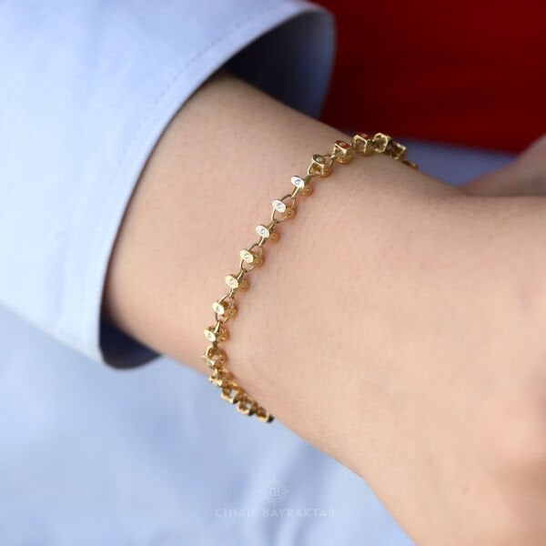 Taşlı Altın Bileklik