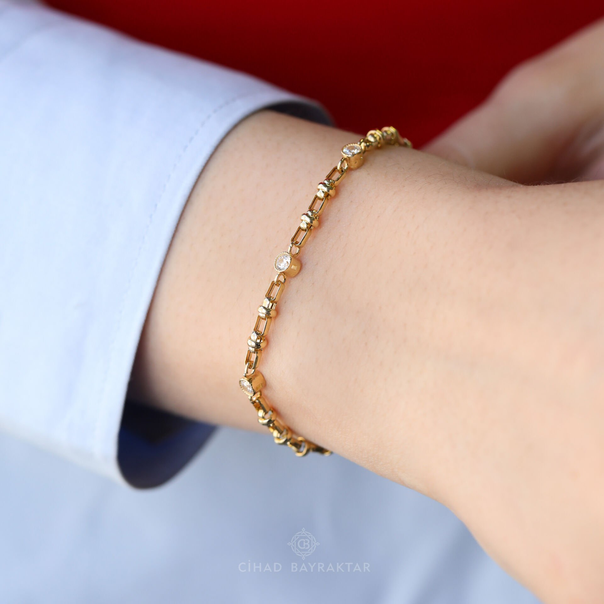 Taşlı Altın Bileklik