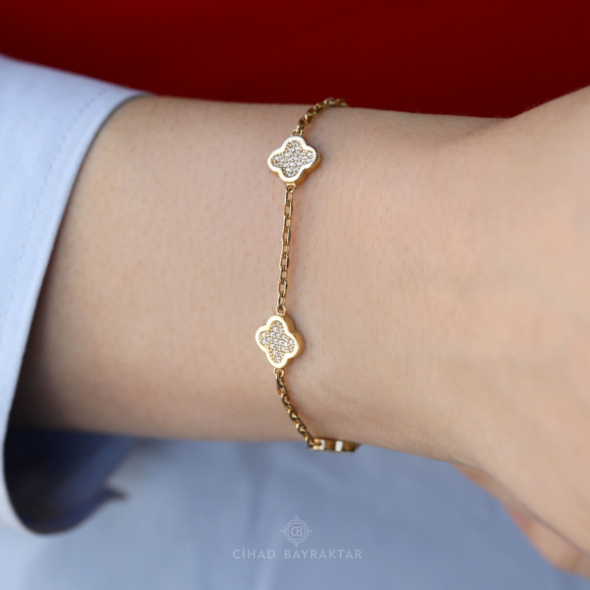 Taşlı Altın Bileklik