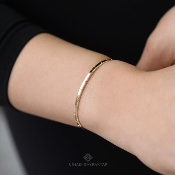 Parlak Altın Bileklik