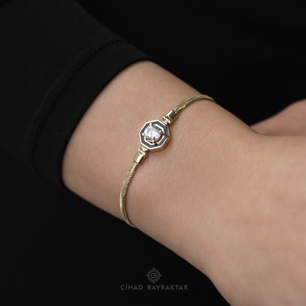Taşlı Altın Bileklik