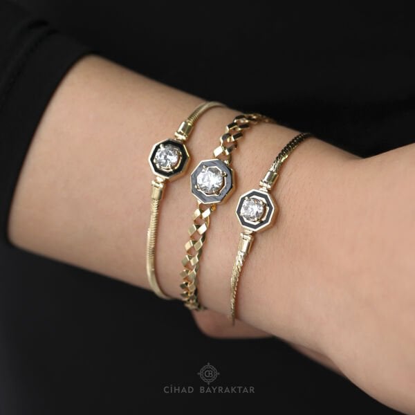 Taşlı Altın Bileklik
