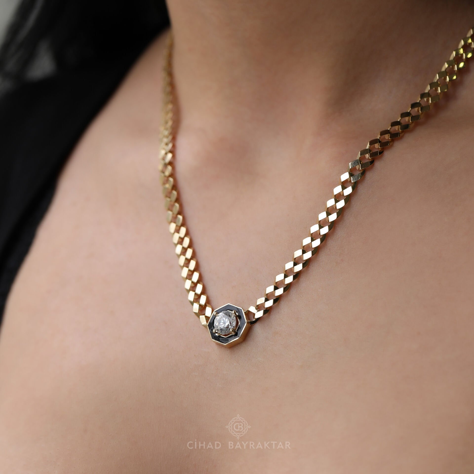 Taşlı Altın Set Kolyesi