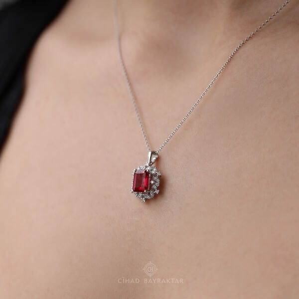 Yakut Pırlanta Kolye