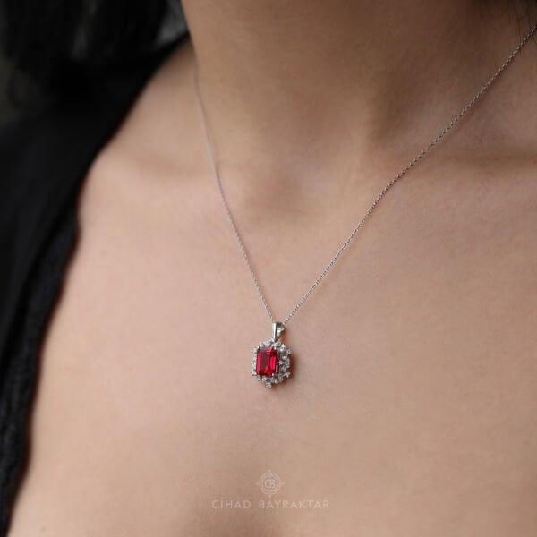 Yakut Pırlanta Kolye