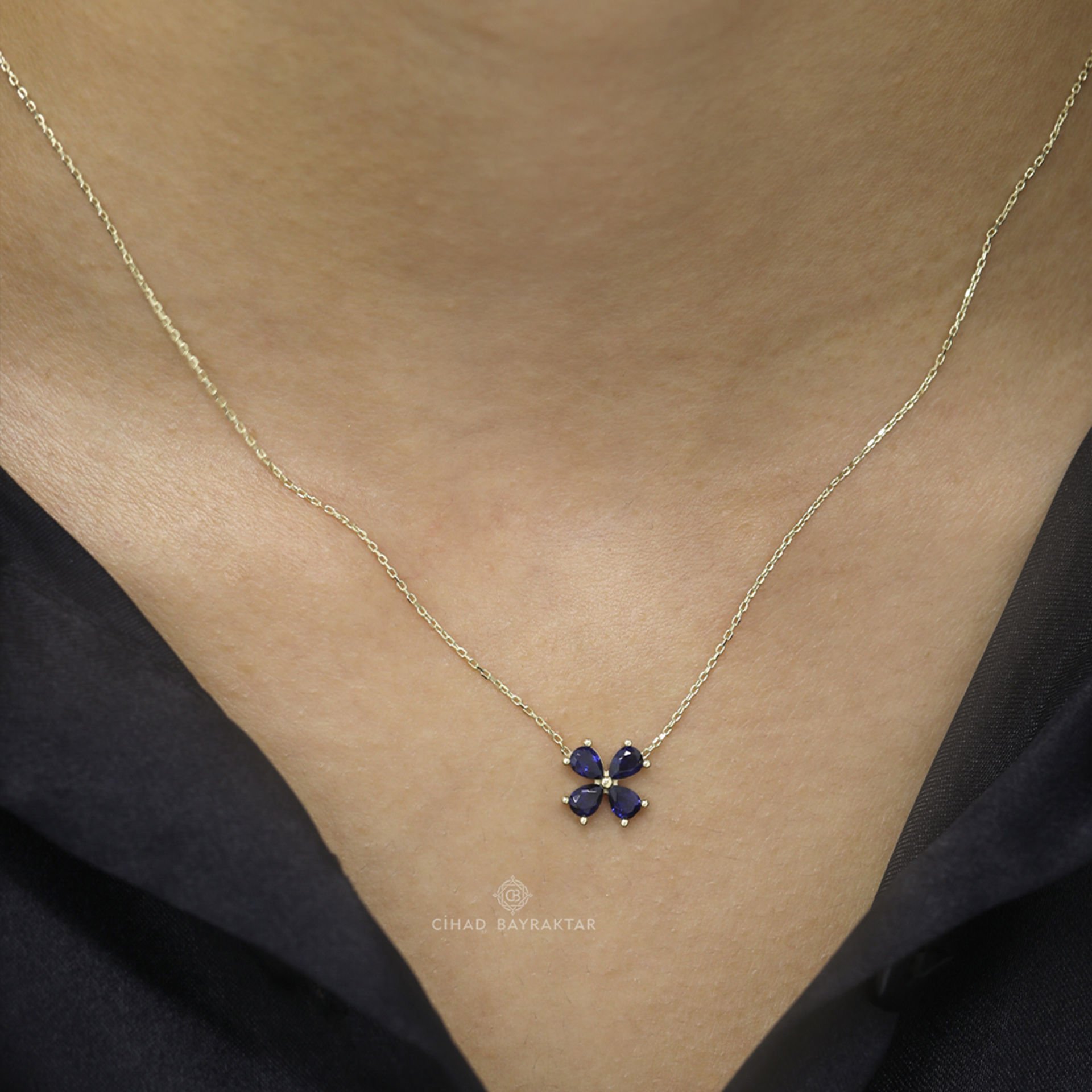 Mavi Taşlı Kolye