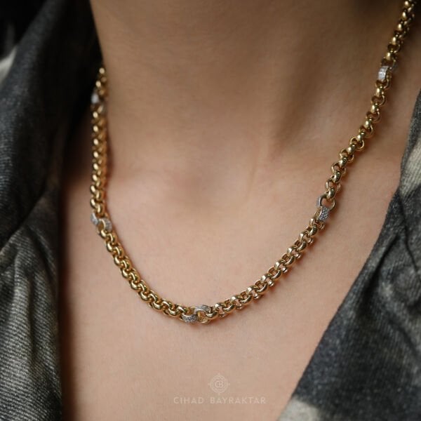 Cetaş Taşlı Altın Kolye