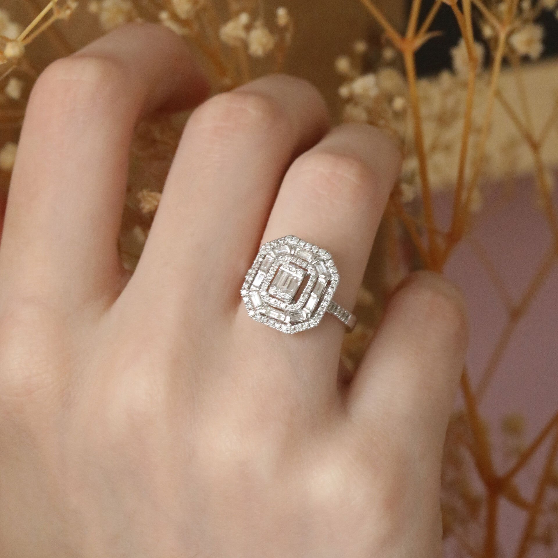 0,77Ct. Baget Pırlanta Yüzük
