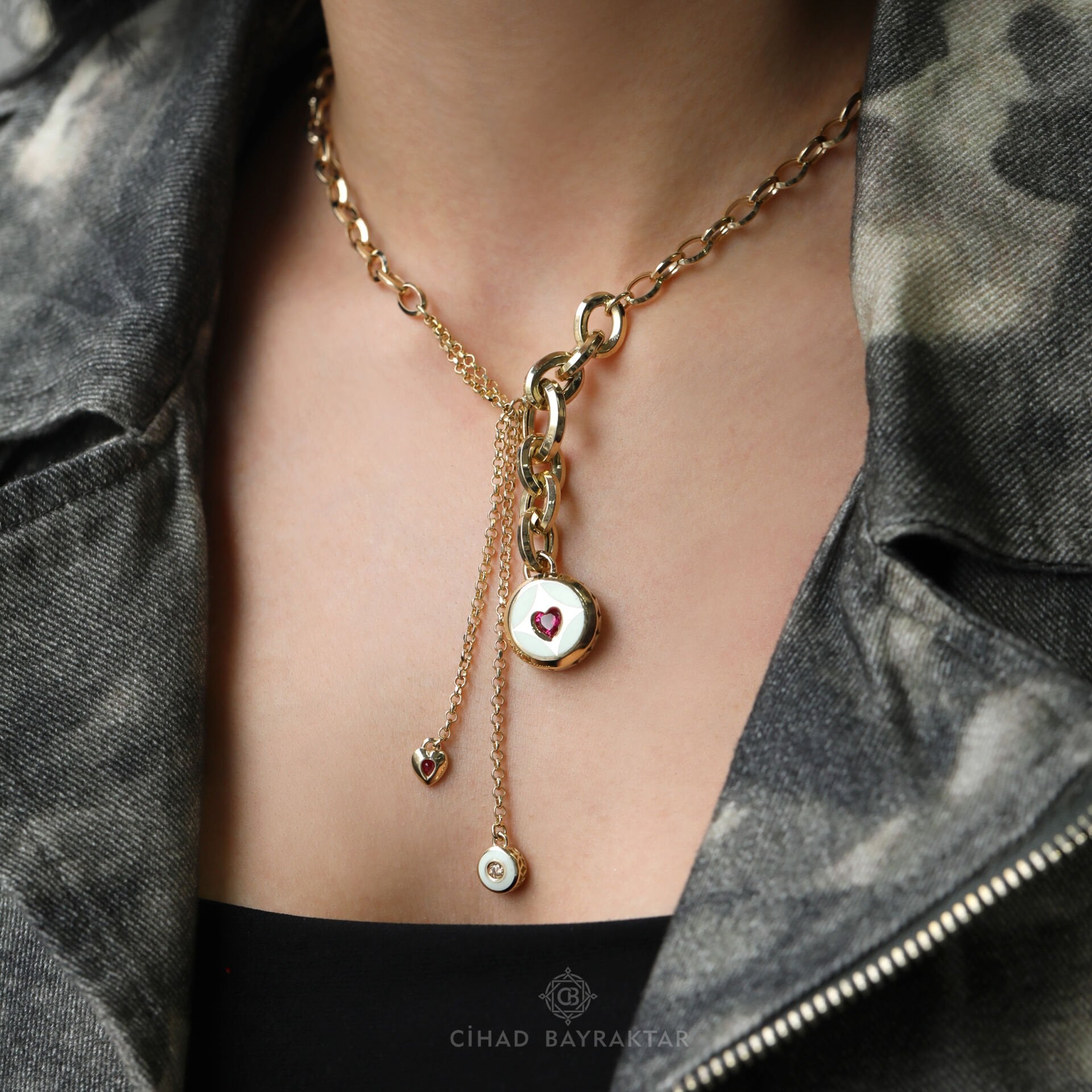 Cetaş Kozmos Altın Kolye