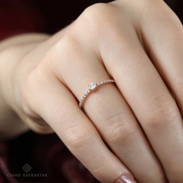 0,30 ct Pırlanta Yüzük