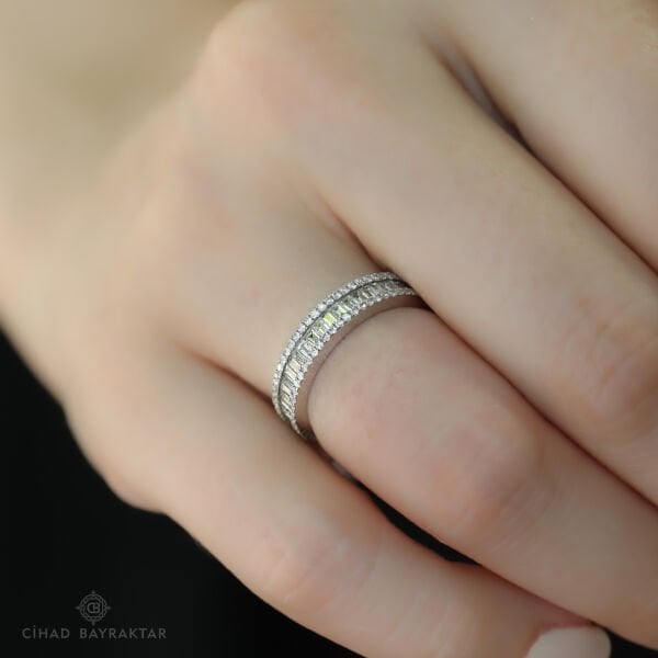 0.82 ct Pırlanta Baget Yarım Tur Yüzük