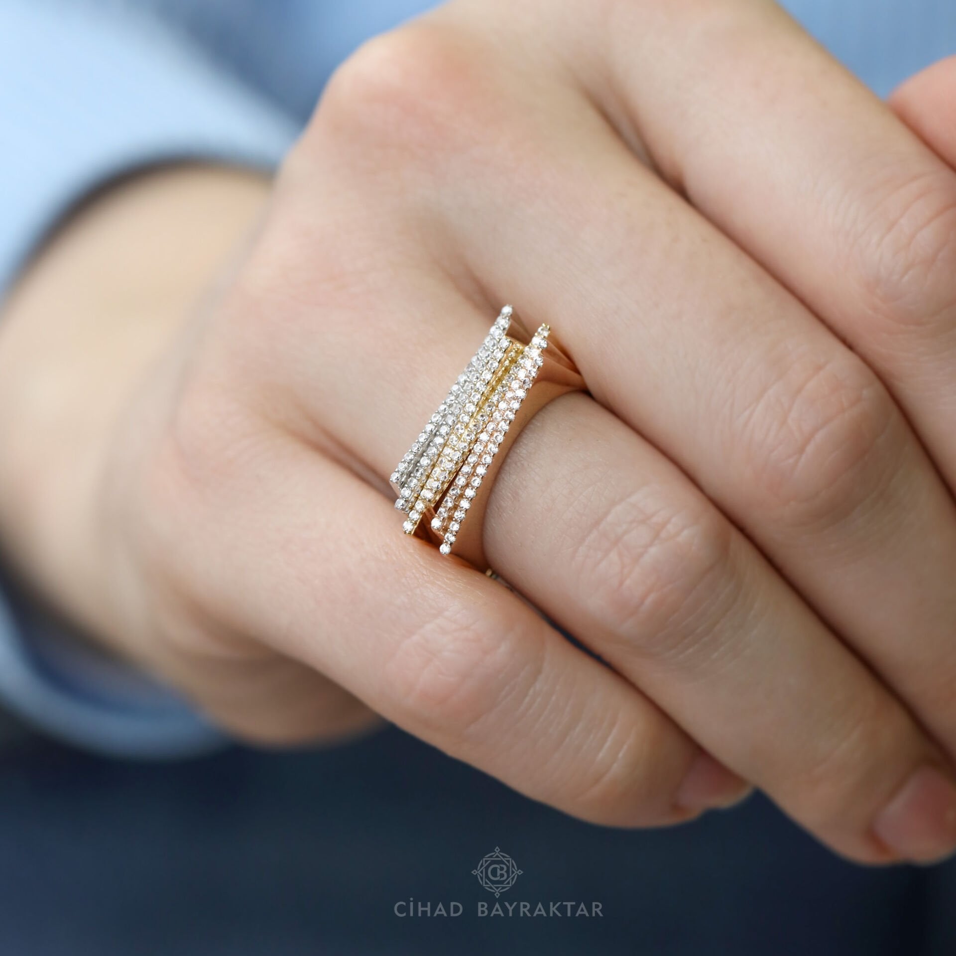 Taşlı Çizgi Altın Yüzük