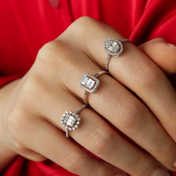 0,27 Ct.Baget Pırlanta Yüzük