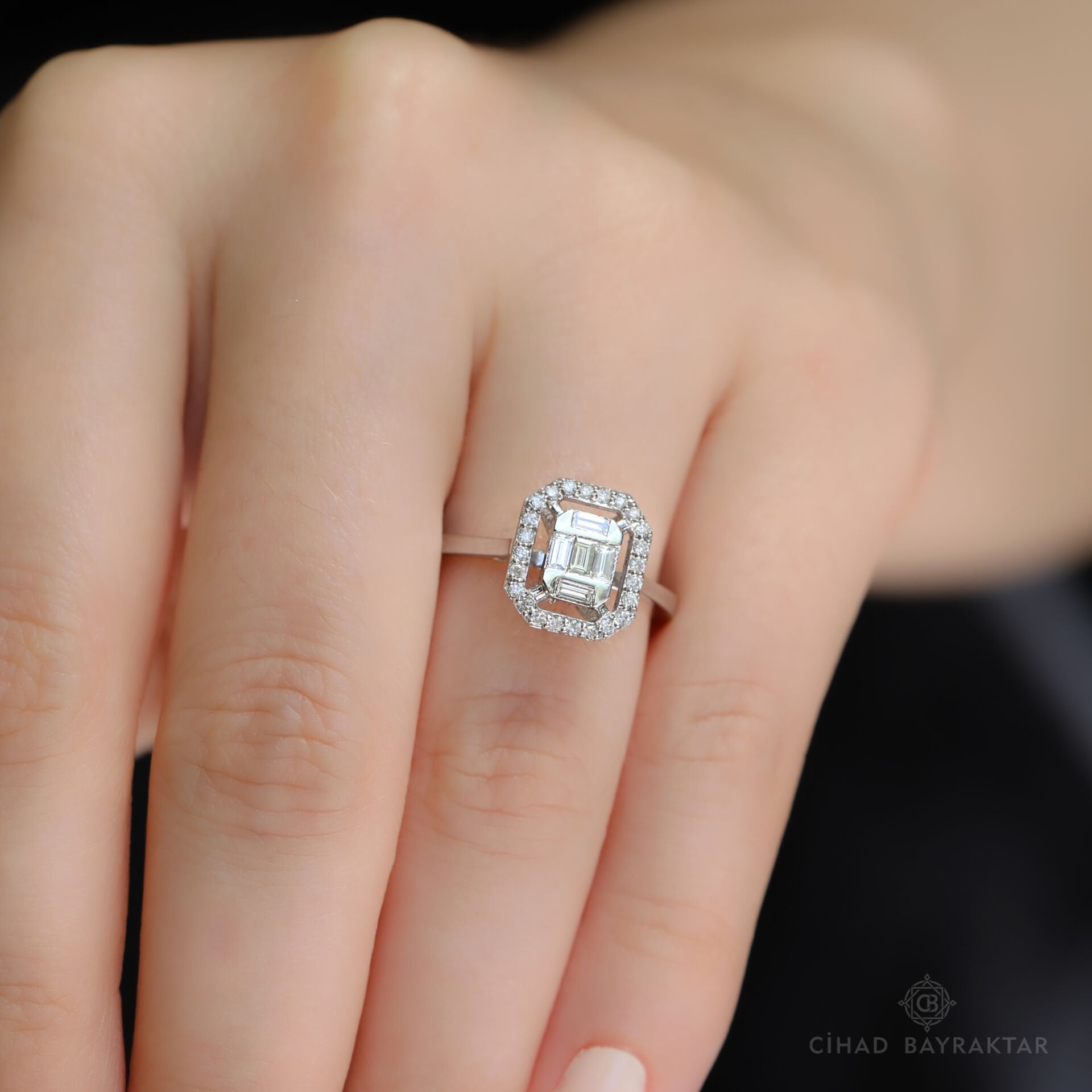 0.39 ct Pırlanta Baget Yüzük