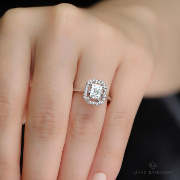0.39 ct Pırlanta Baget Yüzük