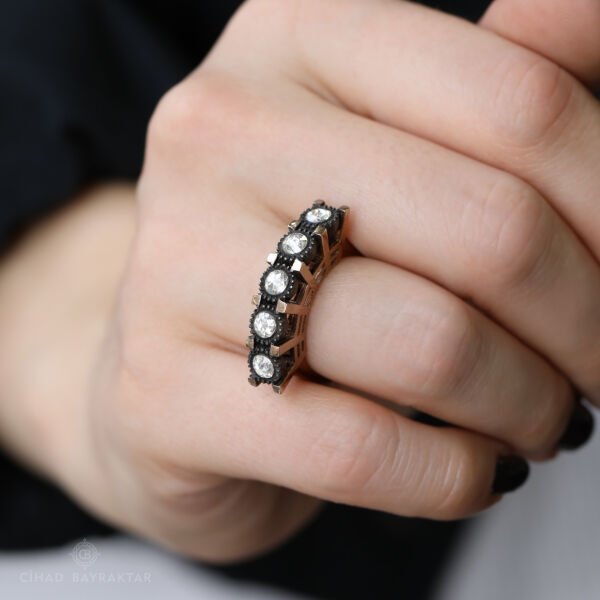 0,54 ct Elmas Beştaş Yüzük