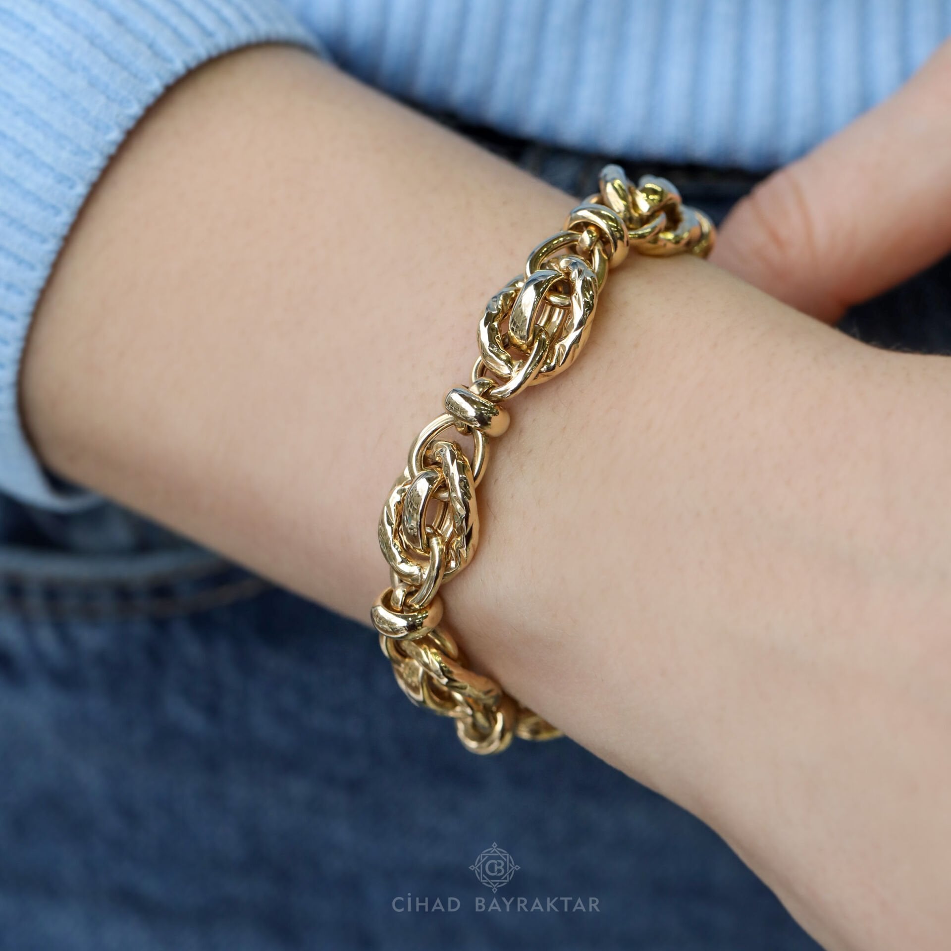 Hallow Zincir Altın Bileklik