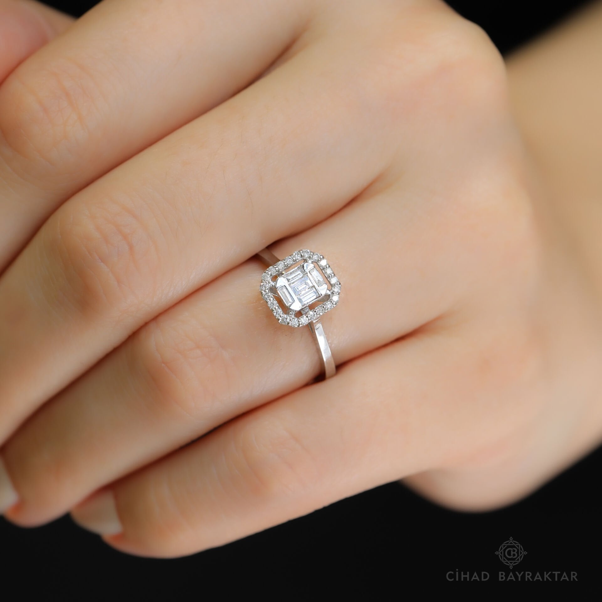 0.31 ct Pırlanta Baget Yüzük