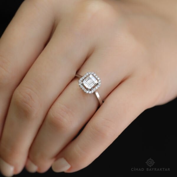 0.29 ct Pırlanta Baget Yüzük