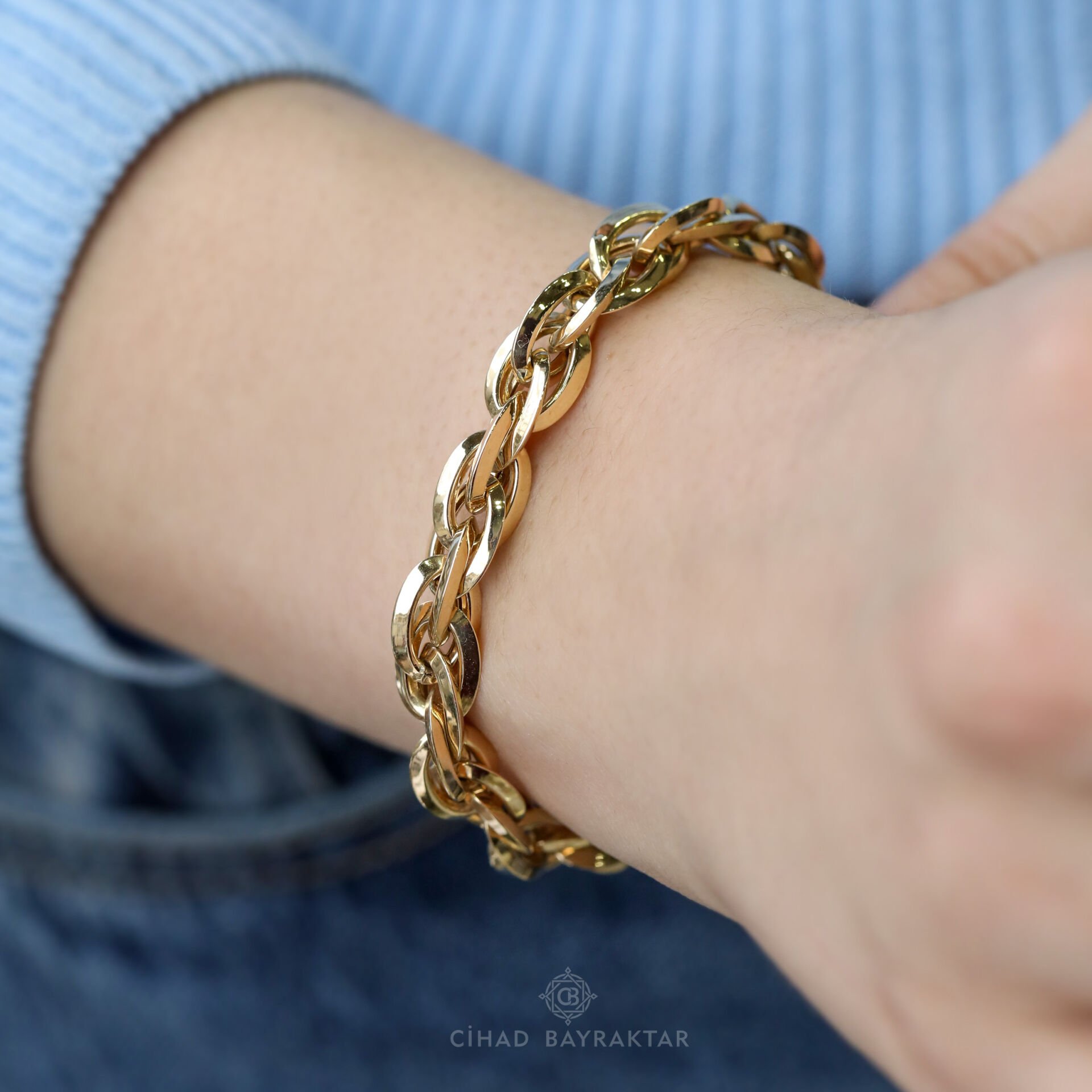 Hallow Zincir Altın Bileklik