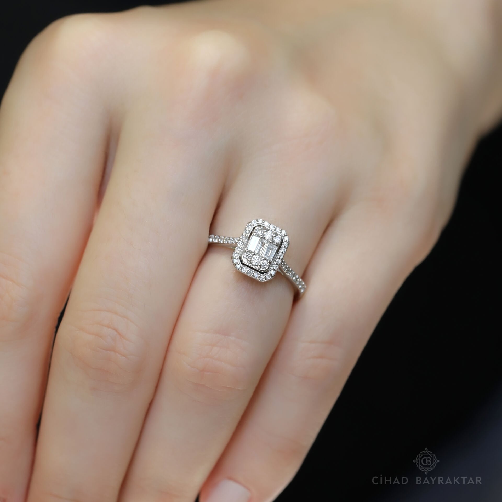 0.40 ct Pırlanta Baget Yüzük