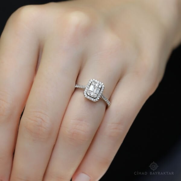 0.40 ct Pırlanta Baget Yüzük