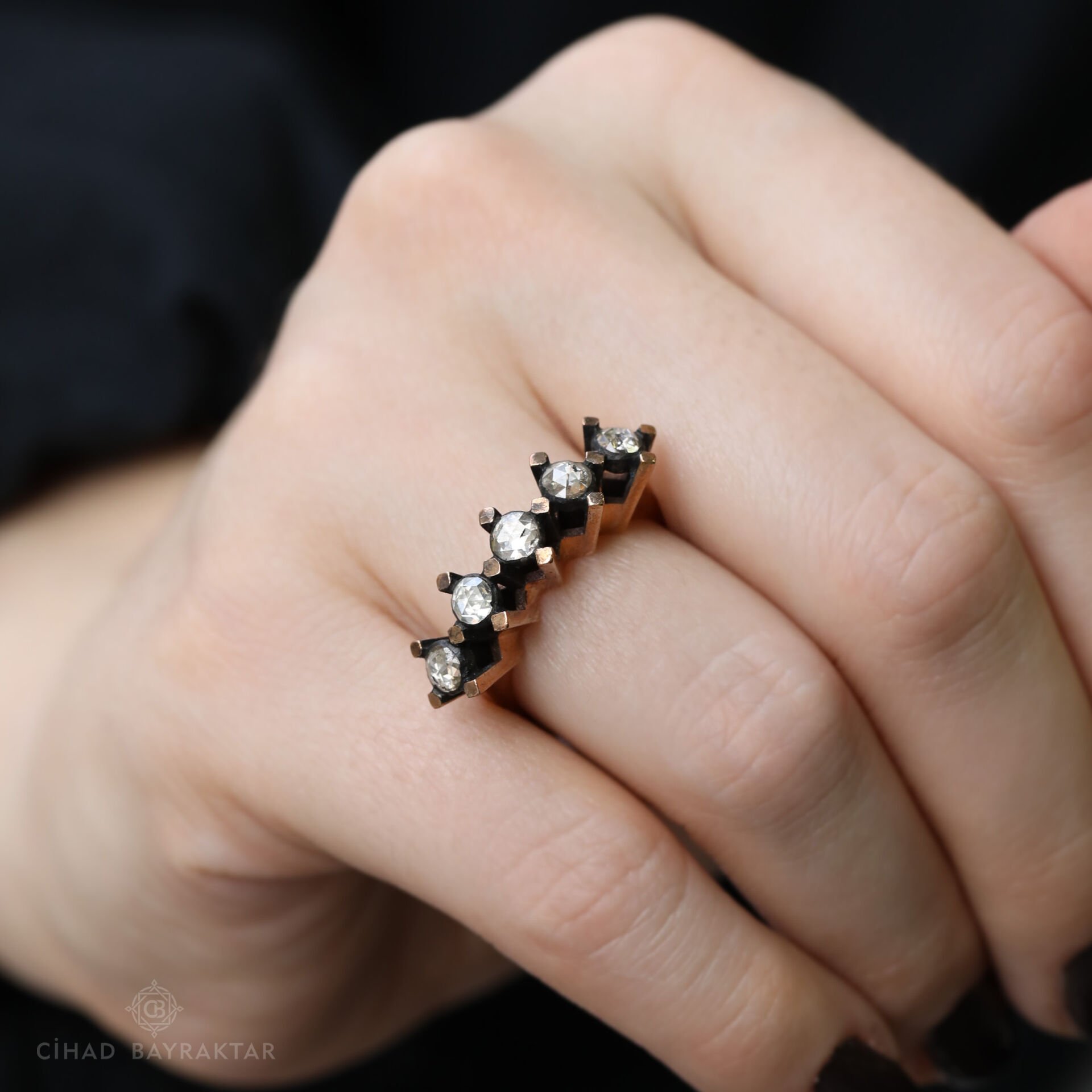 0,71 ct Elmas Beştaş Yüzük