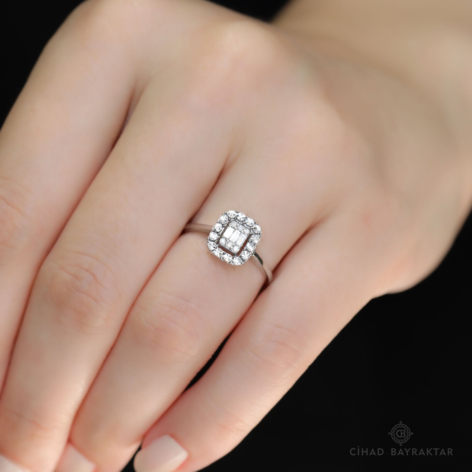 0.10 ct Pırlanta Baget Yüzük