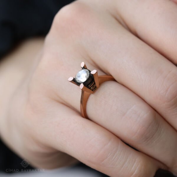 0,57 ct Elmas Tektaş Yüzük