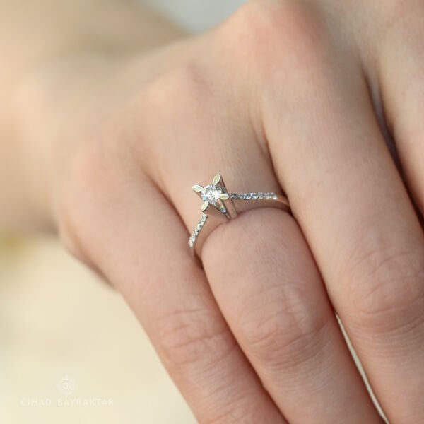 0,32 ct Pırlanta Tektaş Yüzük
