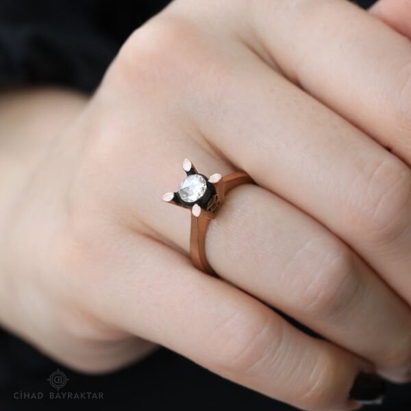 0,40 ct Elmas Tektaş Yüzük