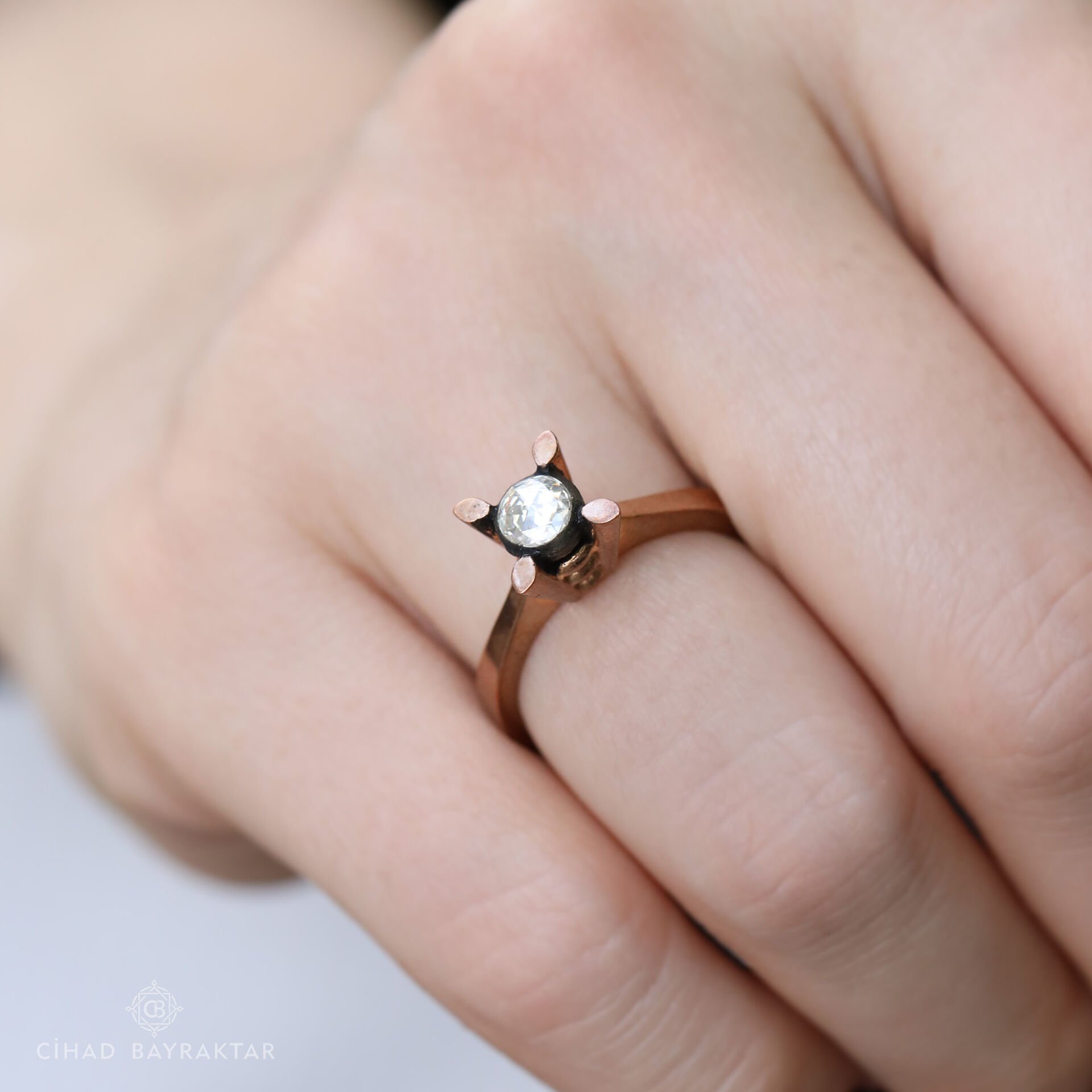 0,21 ct Elmas Tektaş Yüzük