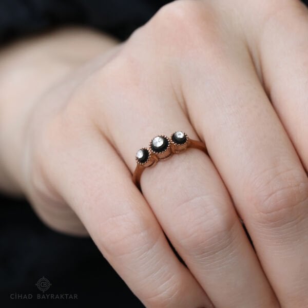 0,10 ct Elmas Tria Yüzük