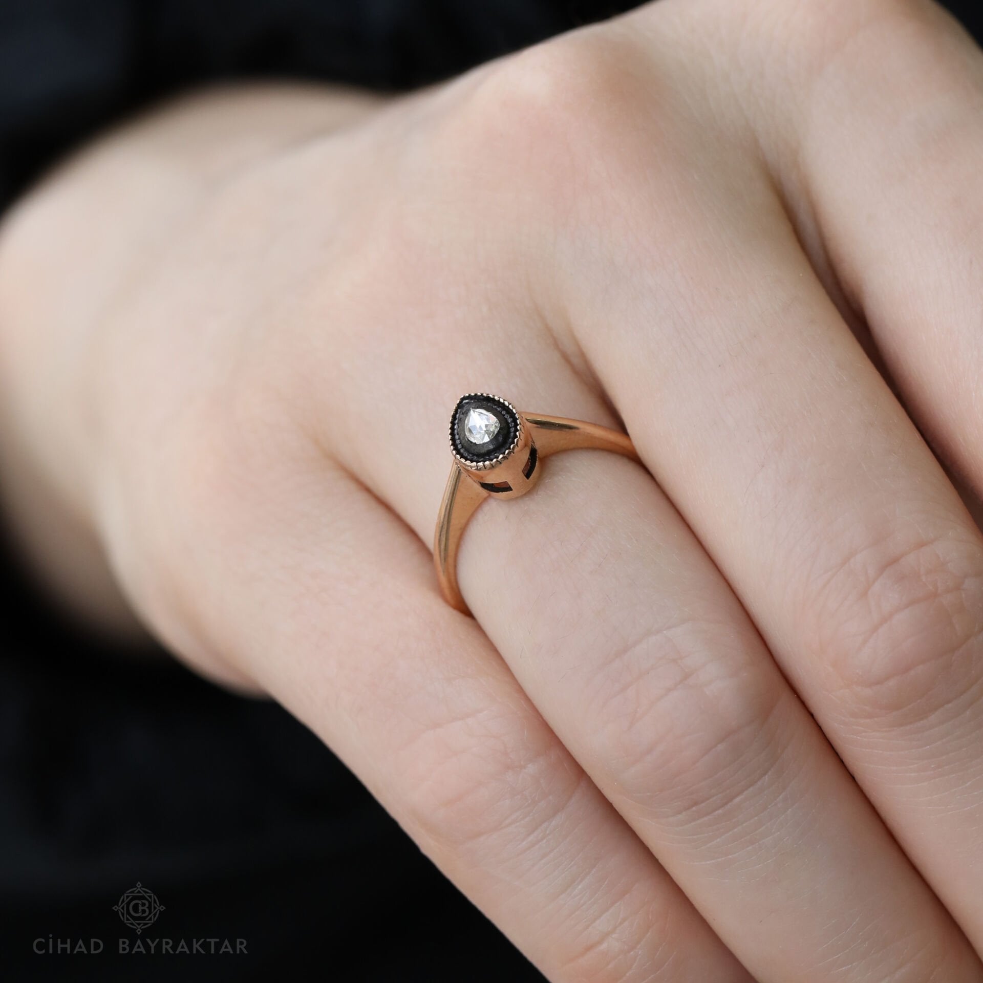 0,12 ct Elmas Damla Yüzük