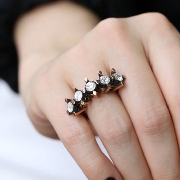 1,43 ct Elmas Beştaş Yüzük