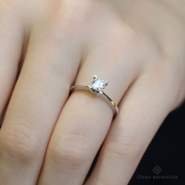 0.42 ct Pırlanta Tektaş Yüzük