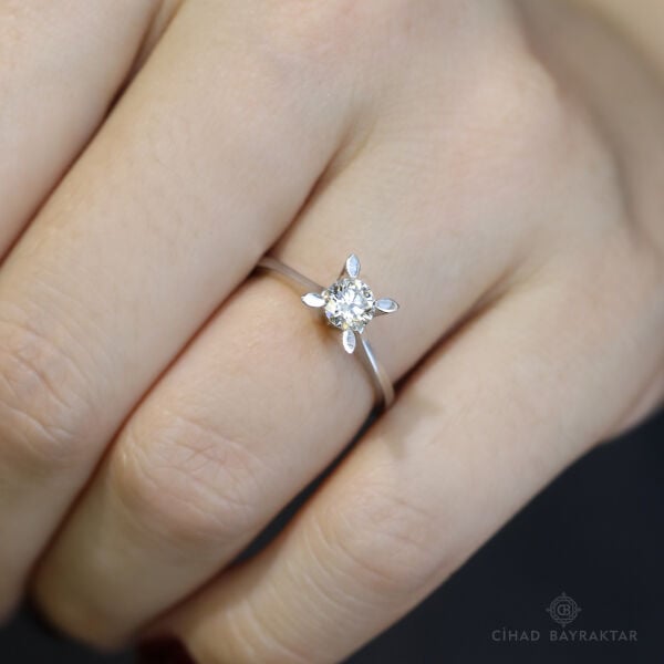 0.42 ct Pırlanta Tektaş Yüzük
