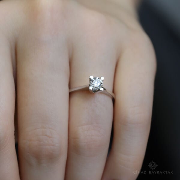 0.45 ct Pırlanta Tektaş Yüzük