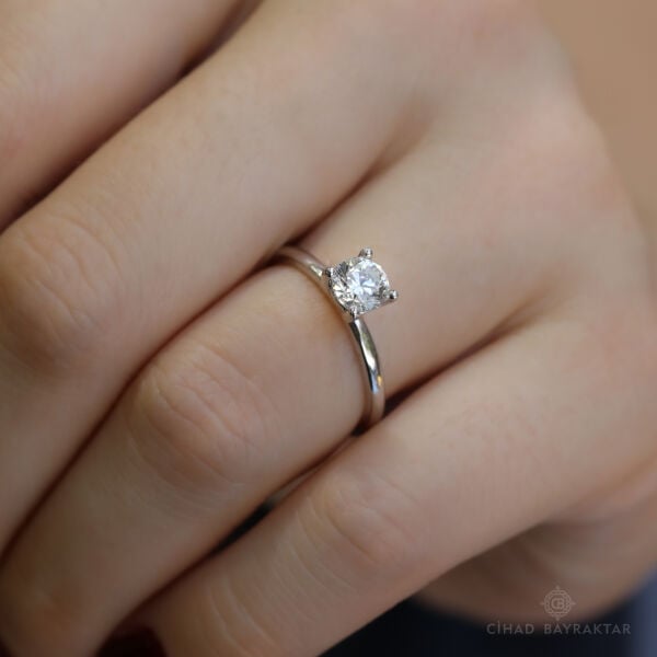 0.70 ct Pırlanta Tektaş Yüzük