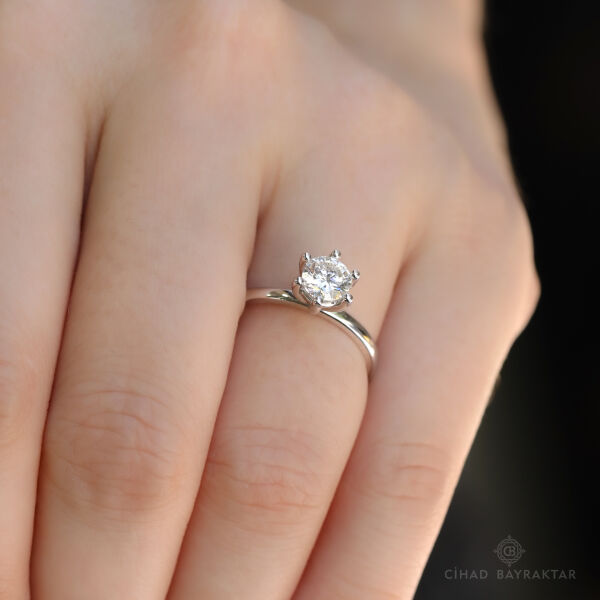 0.74 ct Pırlanta Tektaş Yüzük
