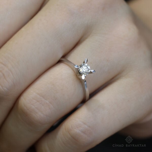 0.39 ct Pırlanta Tektaş Yüzük