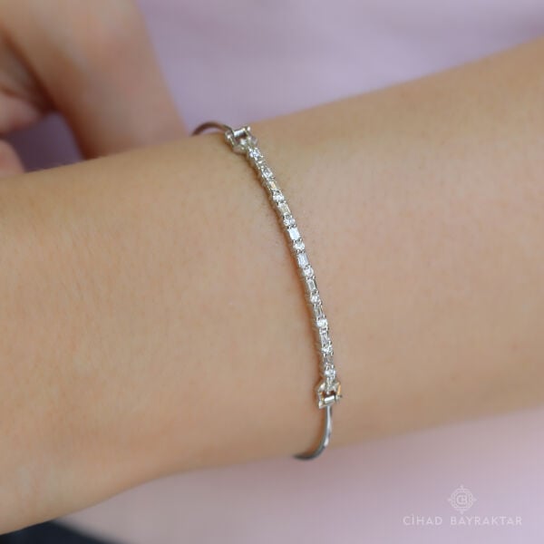 0.73 ct Pırlanta Baget Bilezik