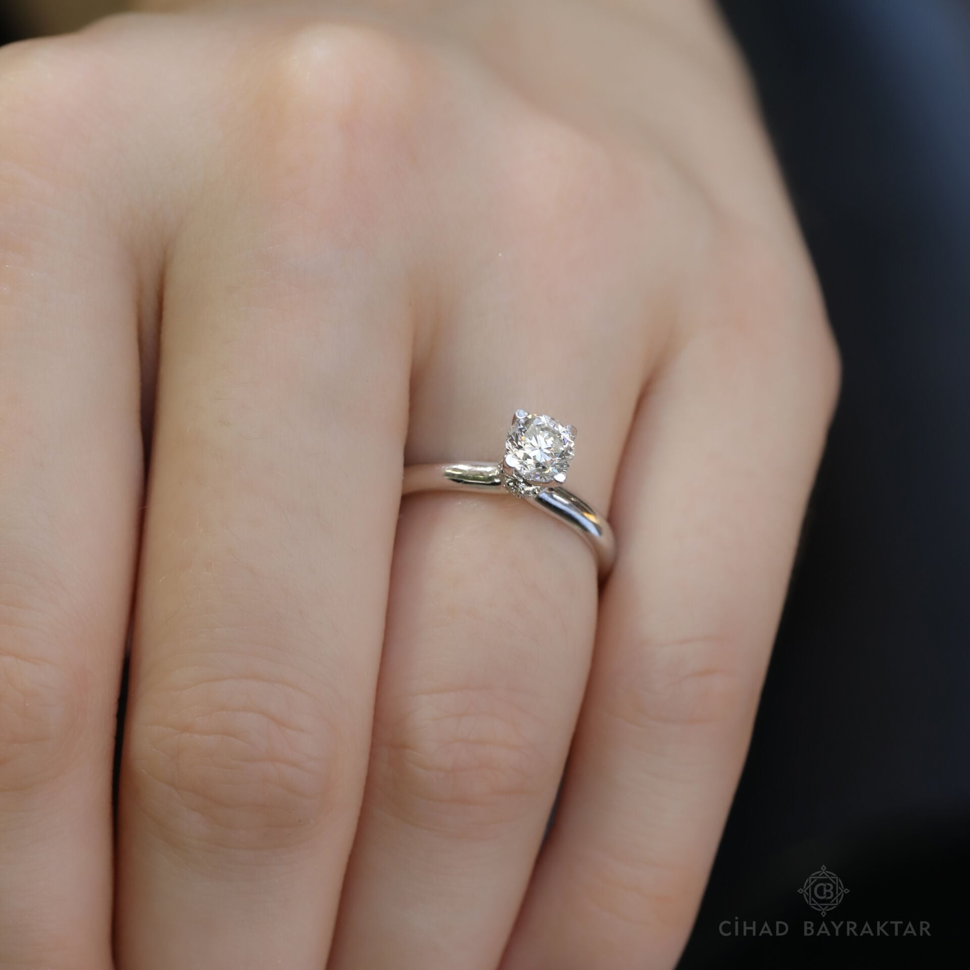 0.77 ct Pırlanta Tektaş Yüzük