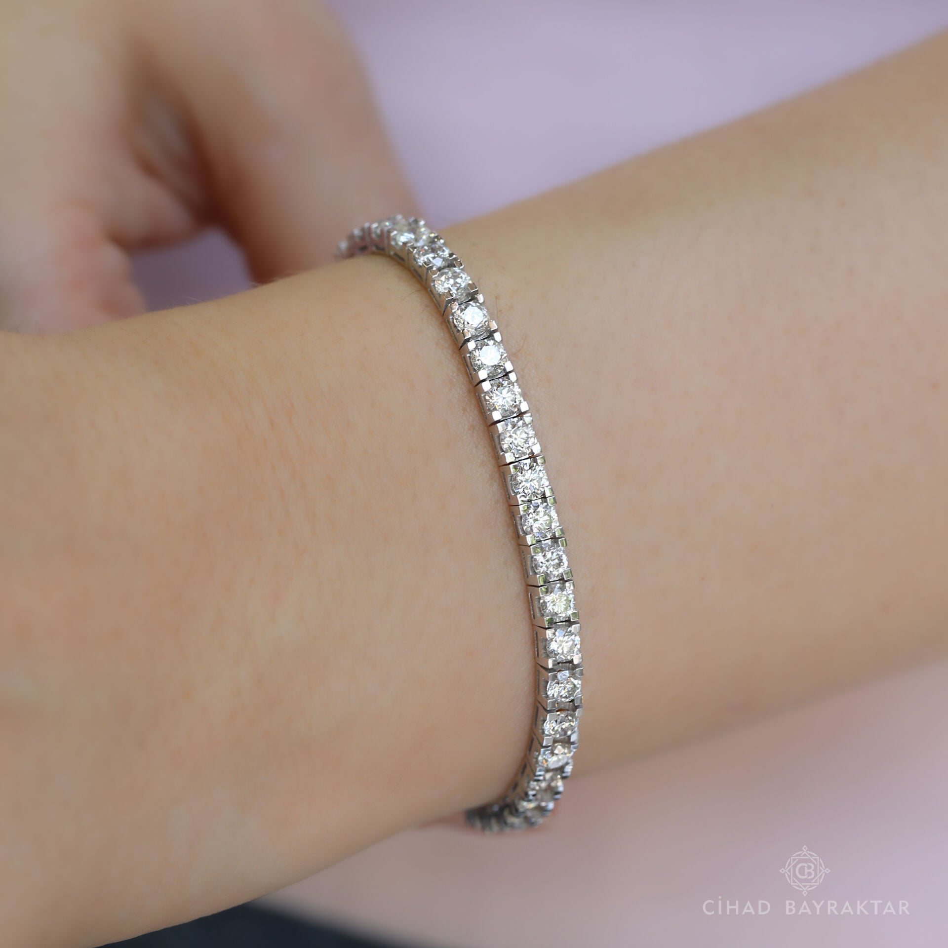 8.22 ct Pırlanta Su Yolu Bileklik