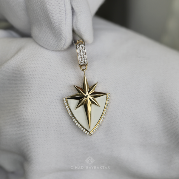 Kutup Yıldızı Ema Charm