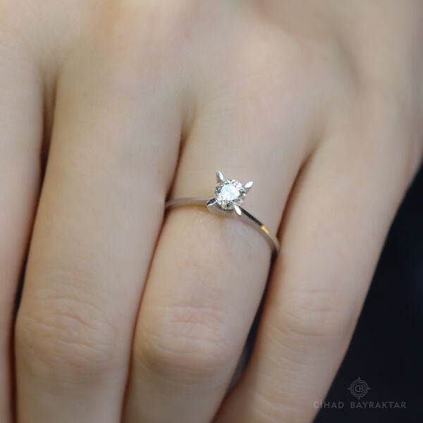 0.39 ct Pırlanta Tektaş Yüzük