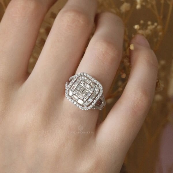 1,64 Ct. Baget Pırlanta Yüzük