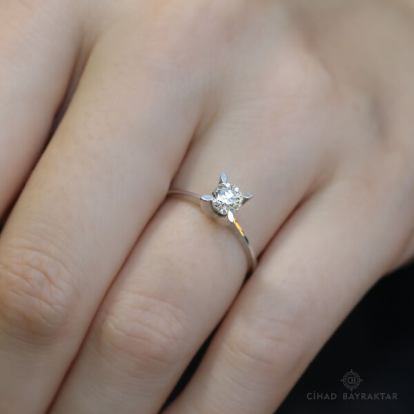 0.44 ct Pırlanta Tektaş Yüzük