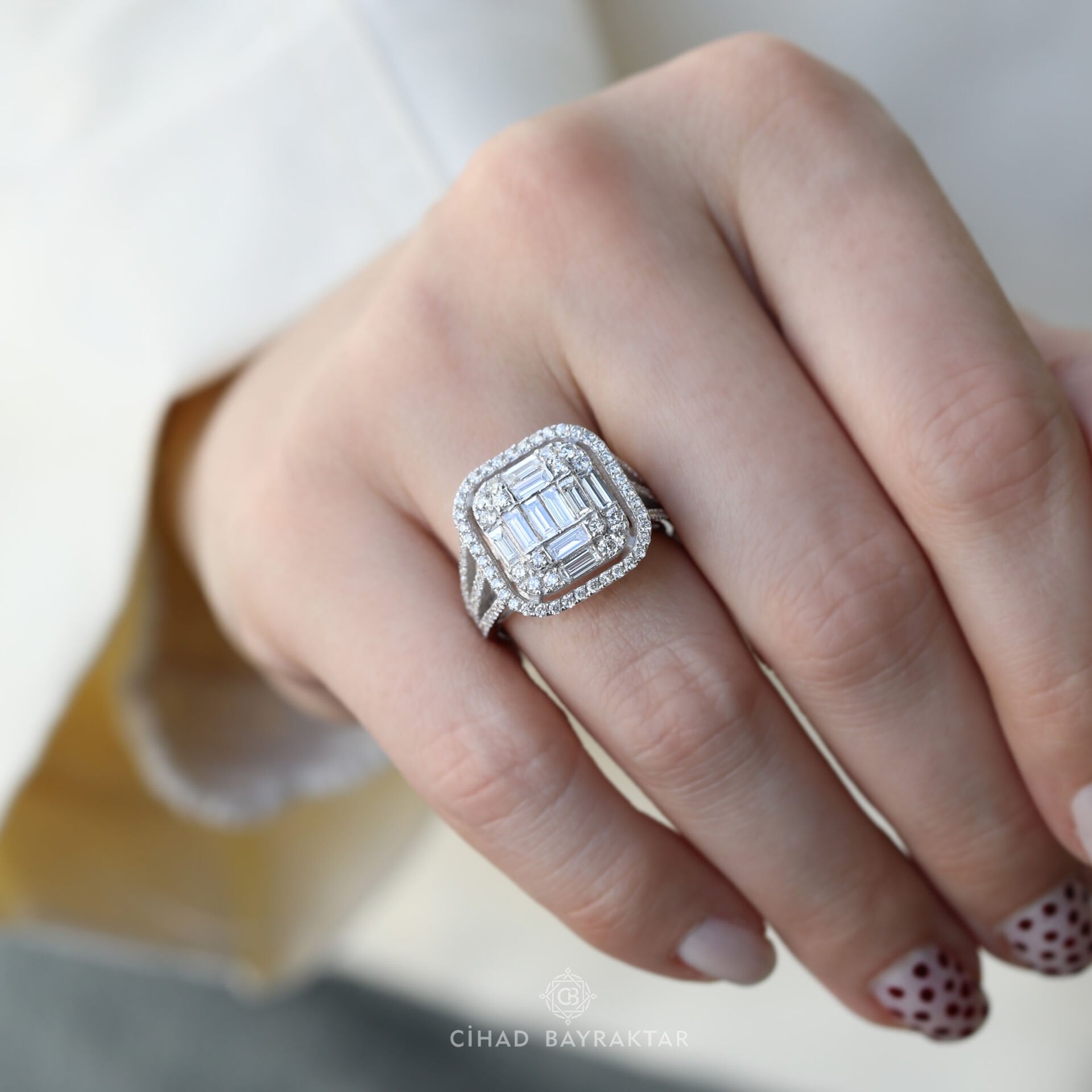 1,82 ct Pırlanta Baget Yüzük