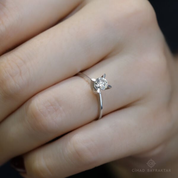 0.40 ct Pırlanta Tektaş Yüzük